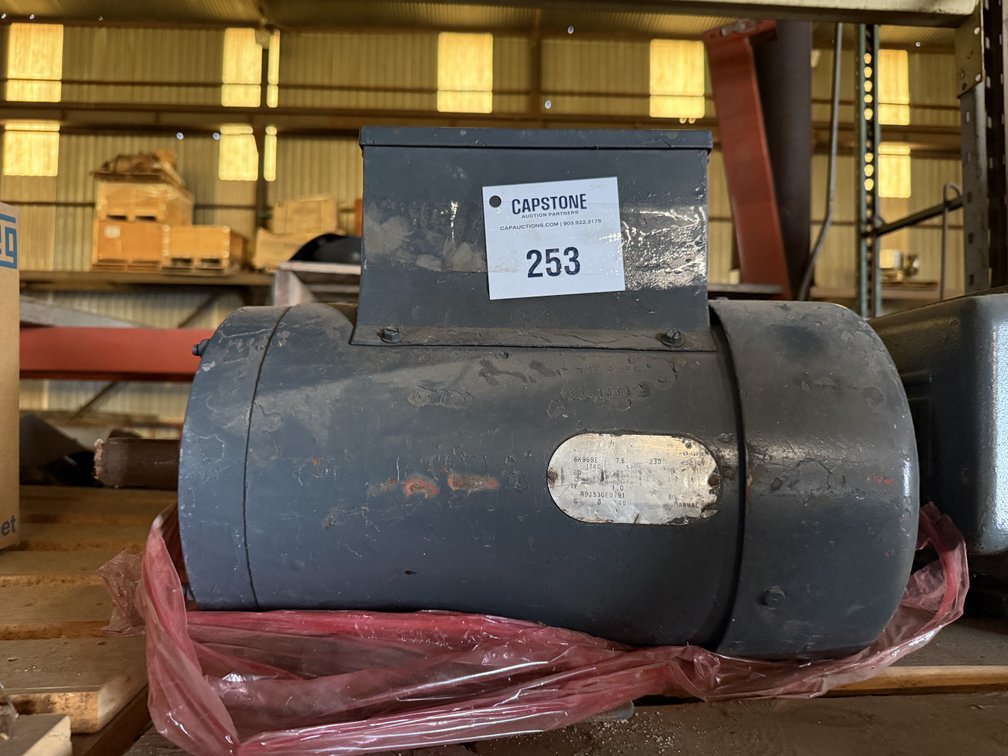 WEG and Industrial Electric Motors Lot 7.5 HP 1740 RPM