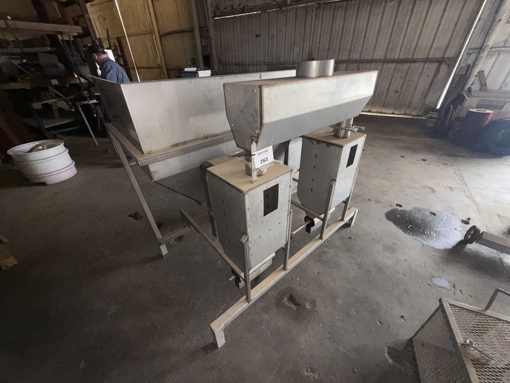 Stainless Steel Dual Hopper/Feeder