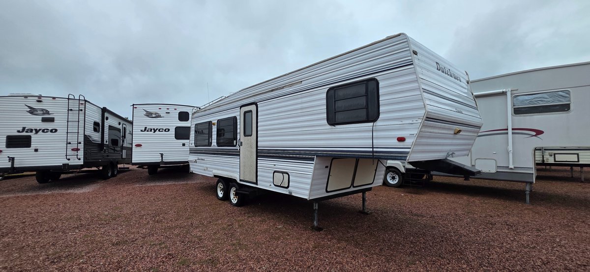 1996 Dutchmen Classic 260 - No Awning, 15" Tires, Needs Work, No Tanks