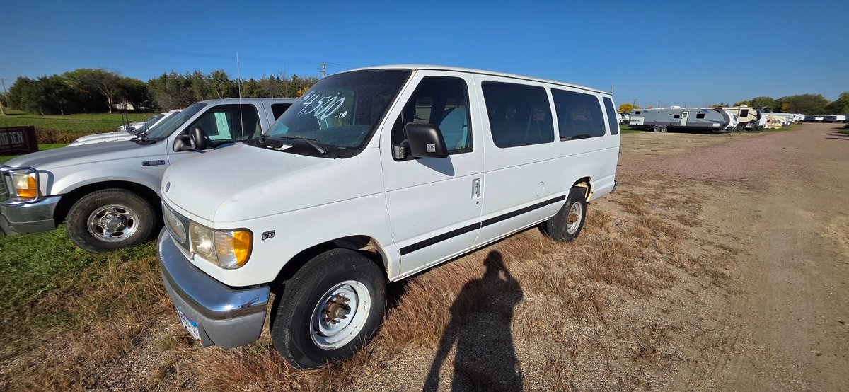 1997 Ford Van, V10 gas engine, Automatic, lots of seats, 168,457 miles #VHB65879