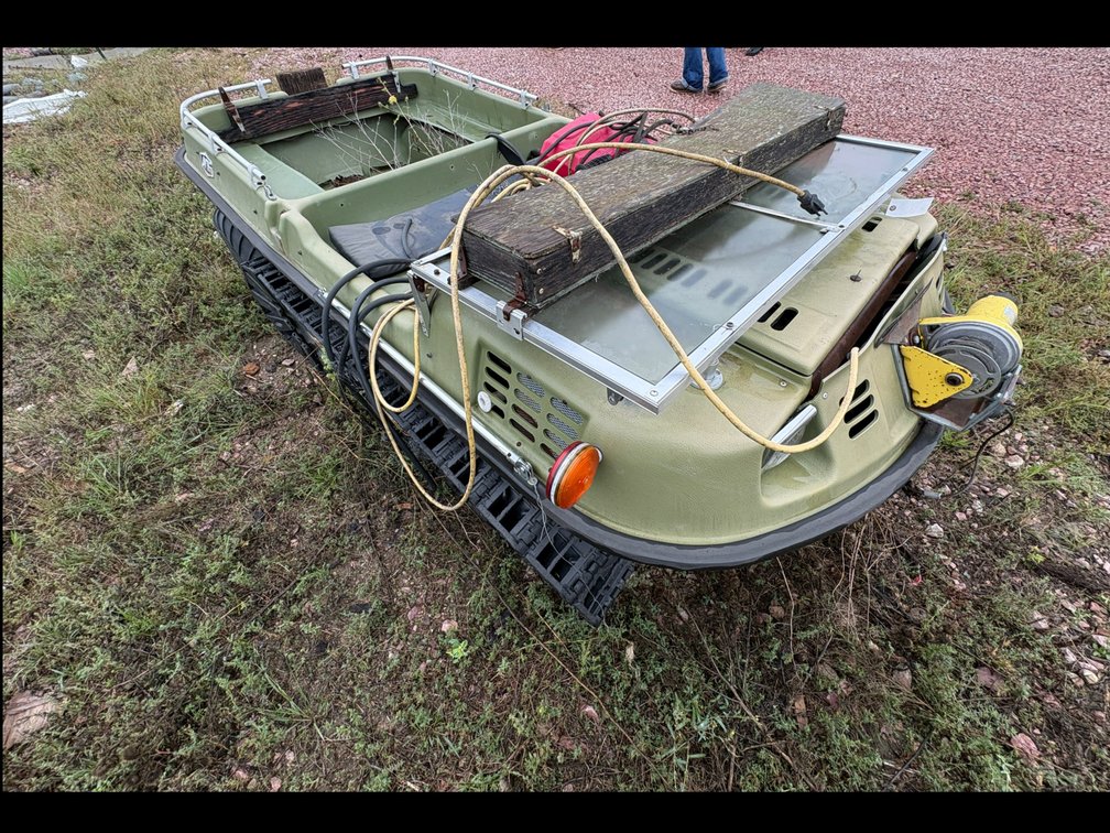 Argo ATV w/ Tracks, KB7177, Winch, 2 cyl. Gas Motor, Kohler 18 Magnum, Needs work, doesn't run