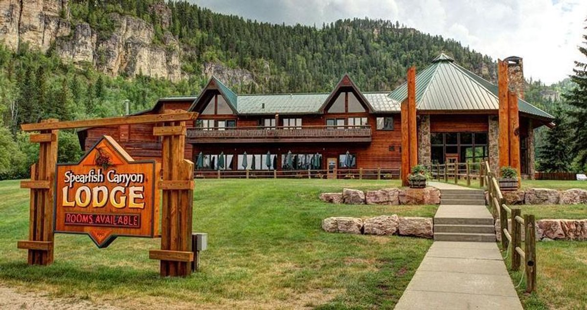 Getaway for 2 - Thank you Spearfish Canyon Lodge!