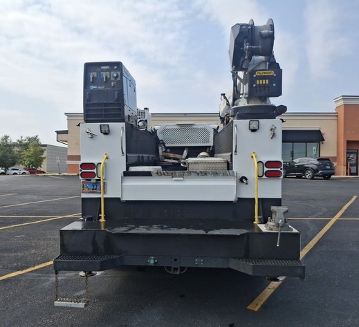 Image for '21 Ford F-750 Pal Pro 72 Palfinger Crane, Welder