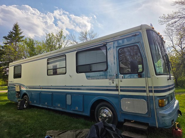 Image for '96 Gulf Stream Friendship LXE 3740 Class A Diesel Pusher Motorhome