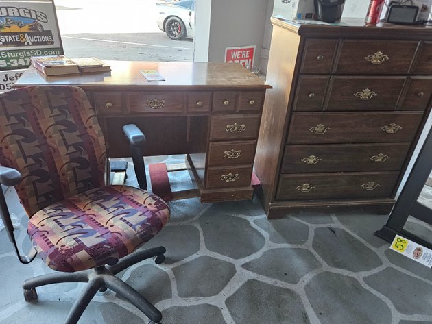 Image for Vintage Dresser/ Desk