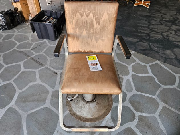 Image for Heavy Duty Barber chair