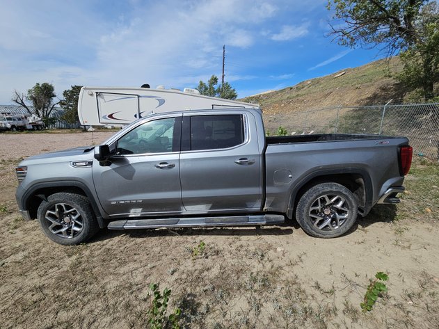 Image for '23 GMC Sierra Pickup 1500