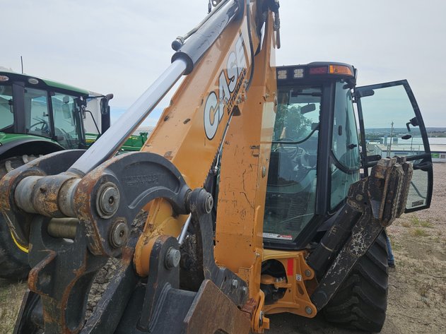 Image for '22 Case 580 Super N WT (Wide Track) 4x4 Backhoe Loader