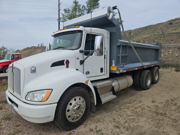 Image for '15 Kenworth T370 Tandem Axle Dump Truck