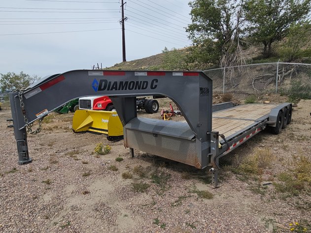 Image for Diamond C Triple-Axle Gooseneck Equipment / Tilt Trailer 28'