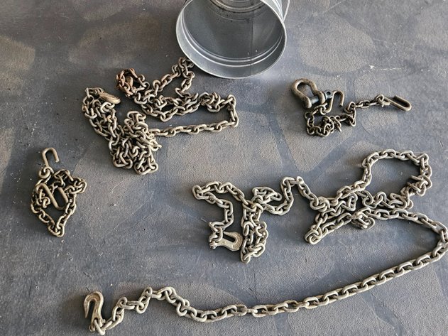 Image for Aluminum Bucket/ Chains