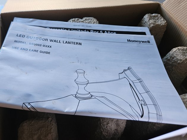 Image for NIB Honeywell LED Lanterns / Binoculars
