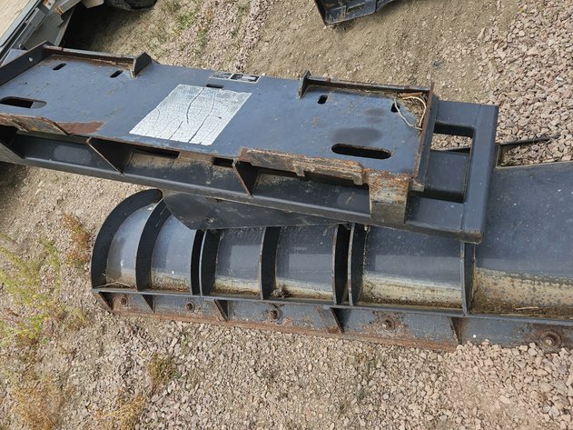 Image for Thomas Equipment Hydraulic Angle Dozer / Snow Blade Attachment