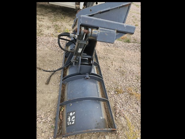 Image for Thomas Equipment Hydraulic Angle Dozer / Snow Blade Attachment