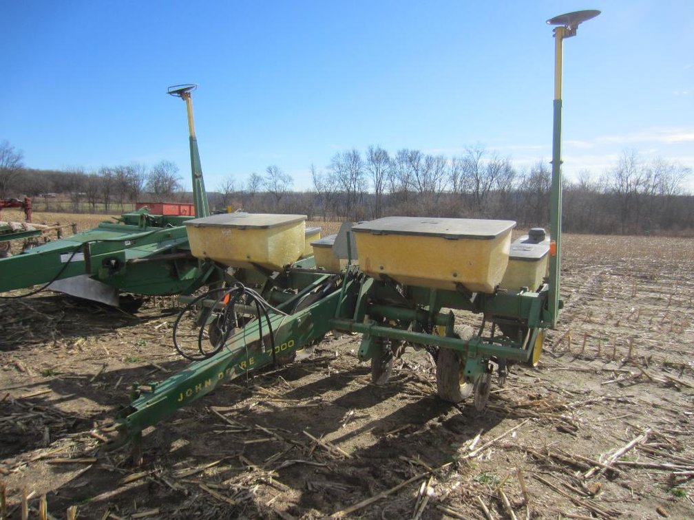 John Deere 7000 Corn Planter