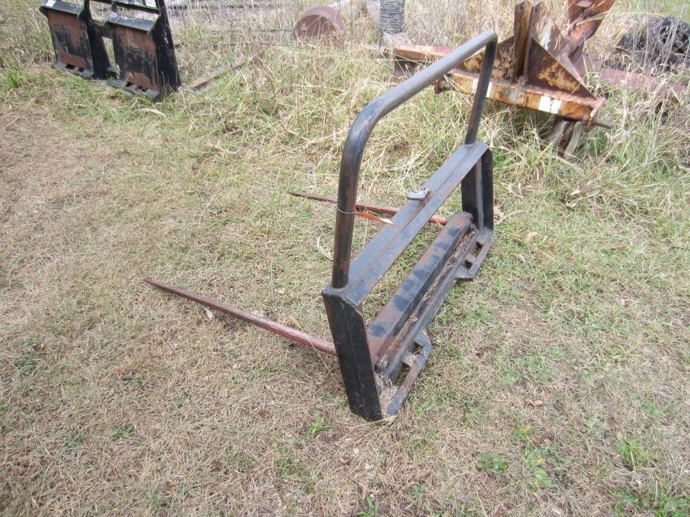 Bobcat Bale Spear
