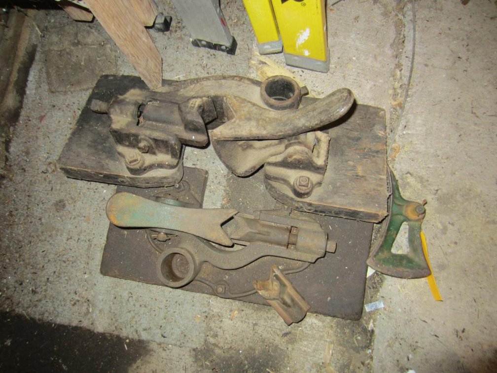 Pipe Clamps