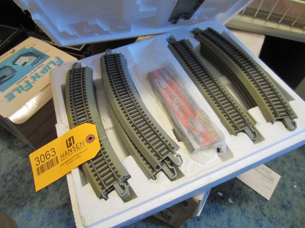 Hawthorne Village Model Train Engine, HO Scale