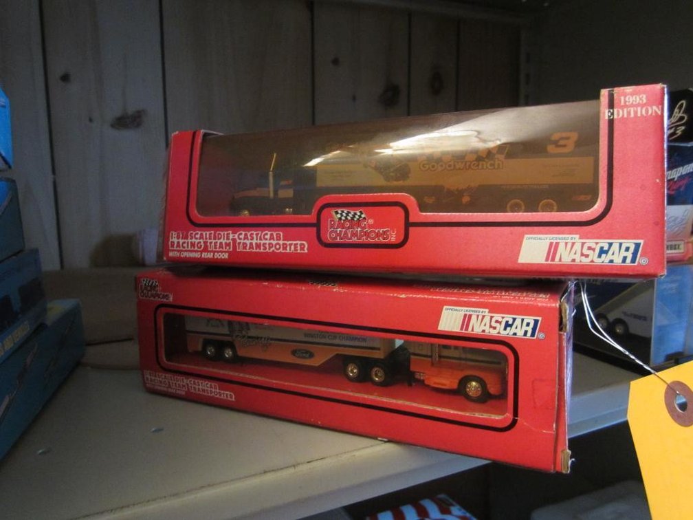 (2) Racing Champions Inc. Die Cast Semis