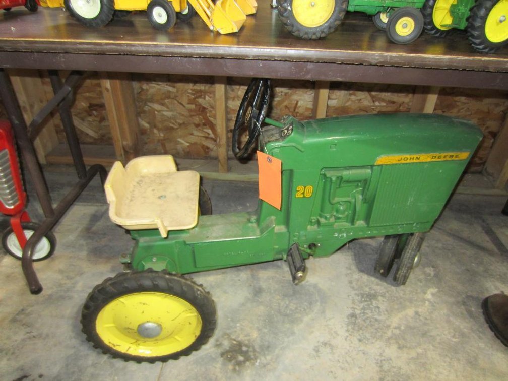 John Deere 20 Pedal Tractor