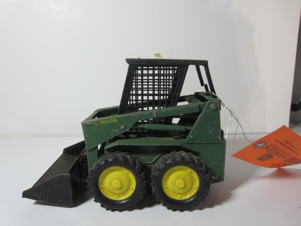 John Deere Ertl Skid Loader
