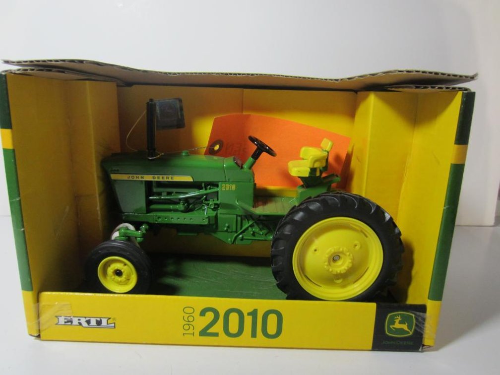 John Deere 1960 2010 Ertl Tractor