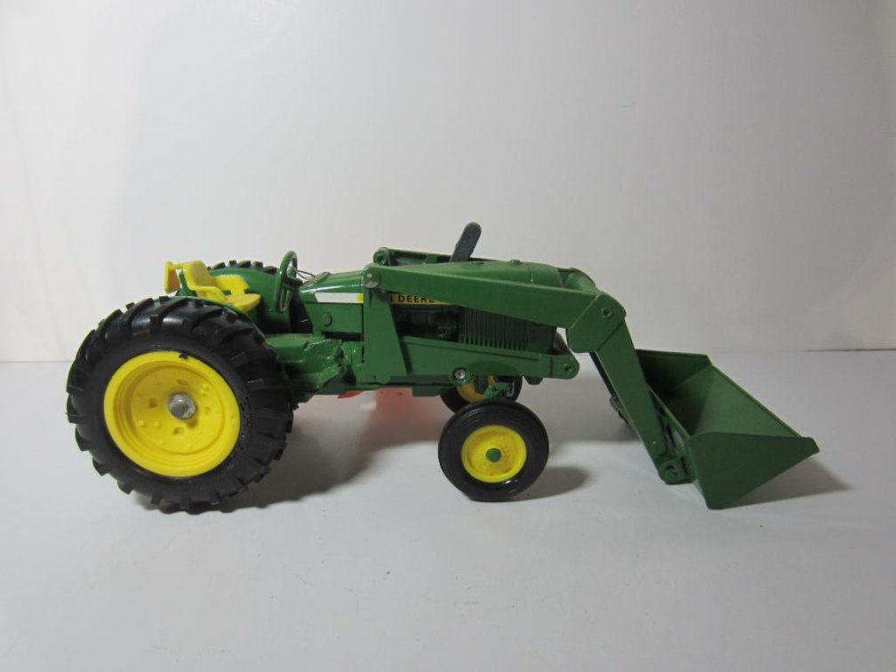 John Deere 2440 Ertl Tractor