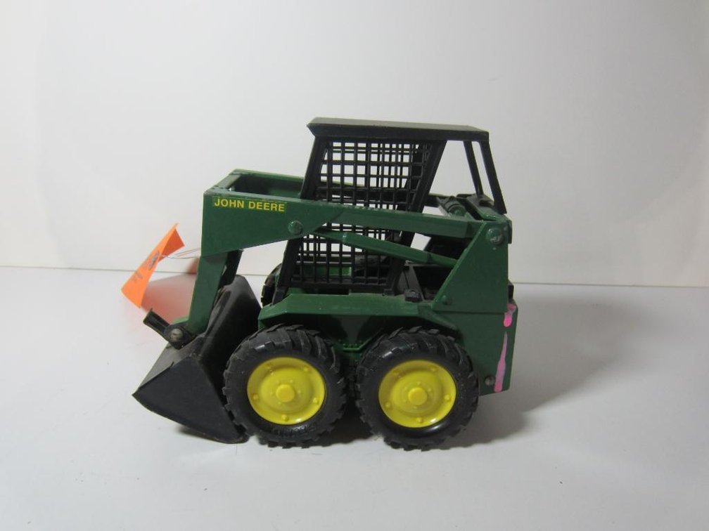John Deere Ertl Skid Loader