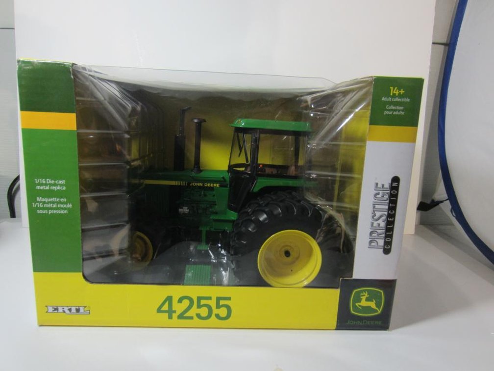 John Deere 4255 Prestige Collectible Ertl Tractor
