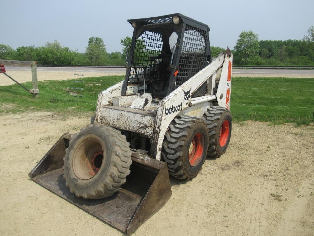 Bobcat 843 Skid Steer