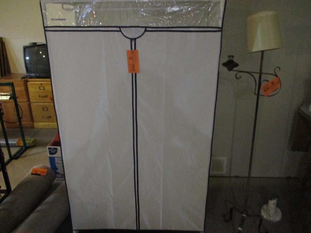 Lee Rowan Clothes Hanging System