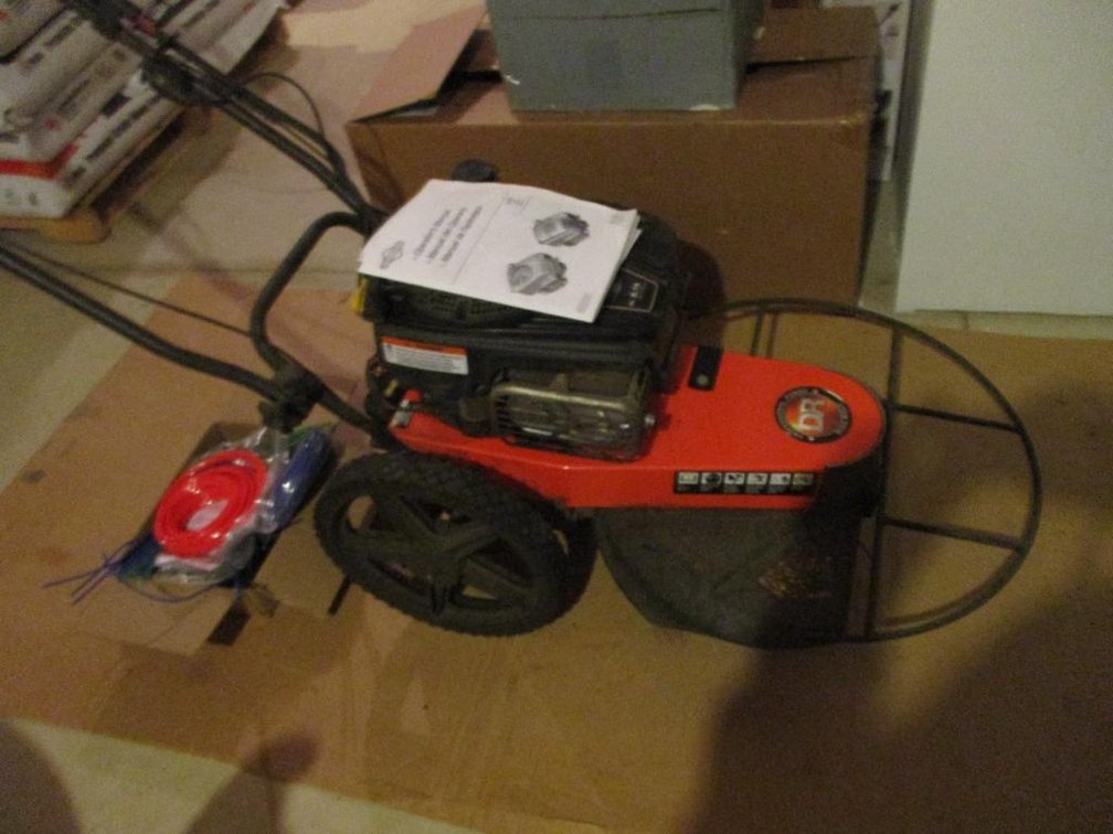 DR Lawn Trimmer
