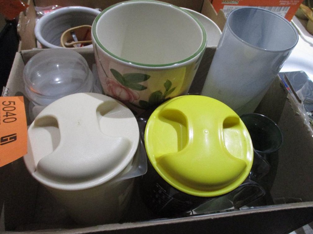 Box of Kitchen Items
