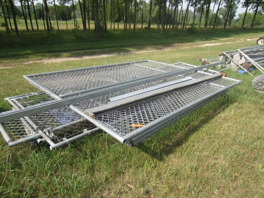 (3) Rolling Gate and Track