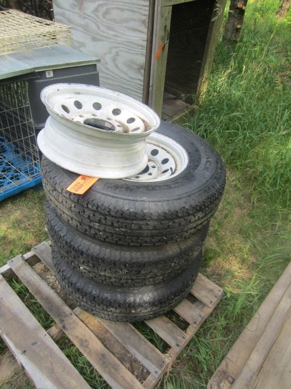 (3) Tire Trailers and (4) Rims