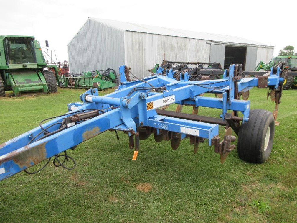 DMI Tiger 5 Shank Deep Till/Subsoiler