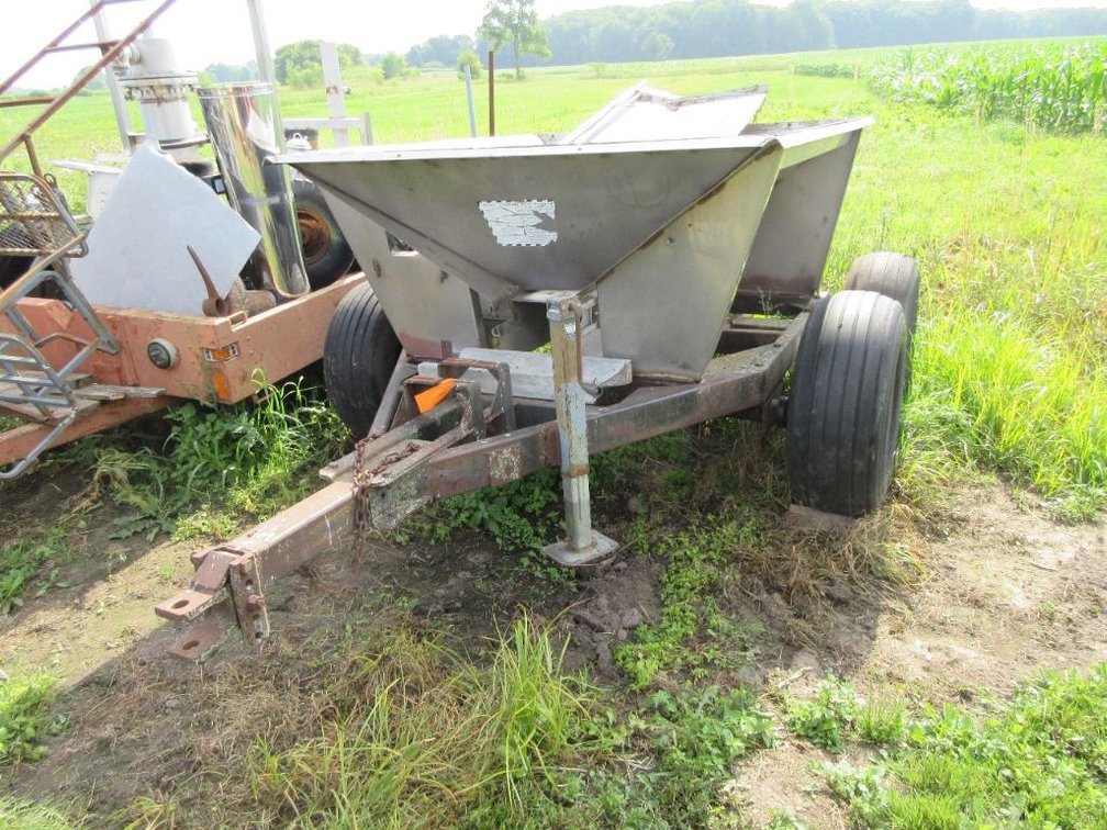 Partial Stainless Steel Fertilizer/Lyme Spreader