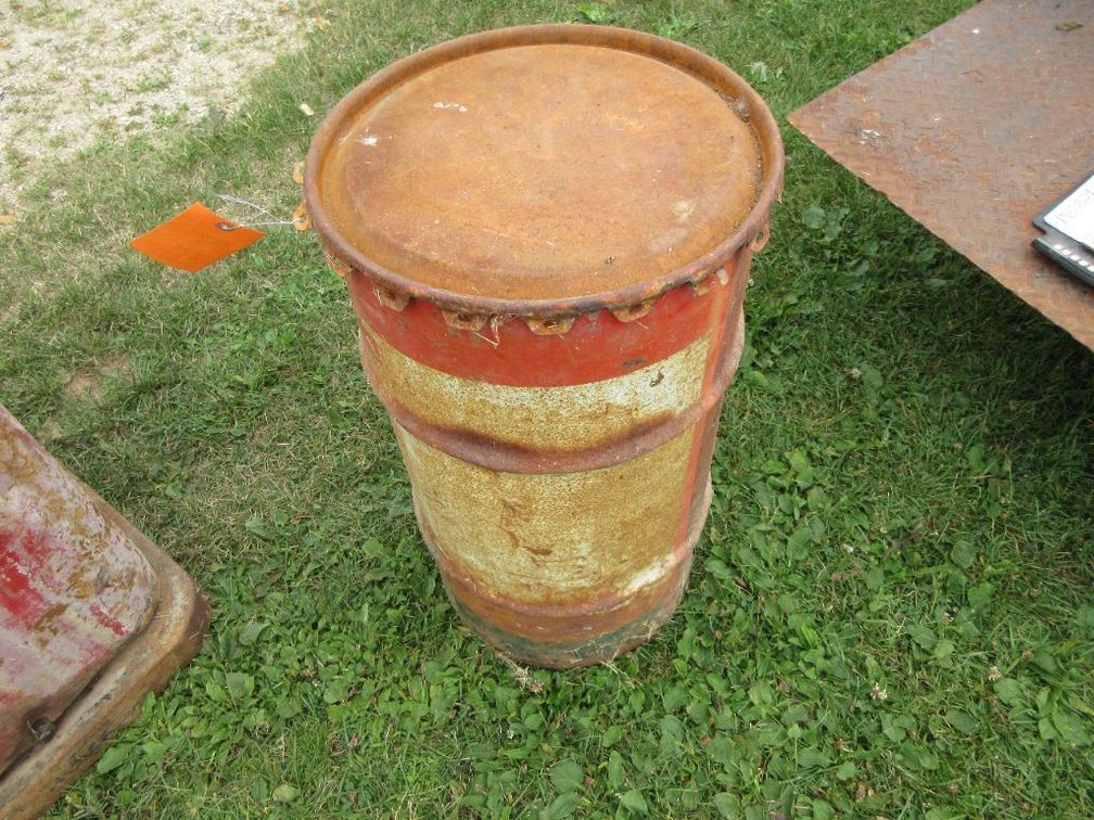 Wolf's Head Lube Drum of Grease