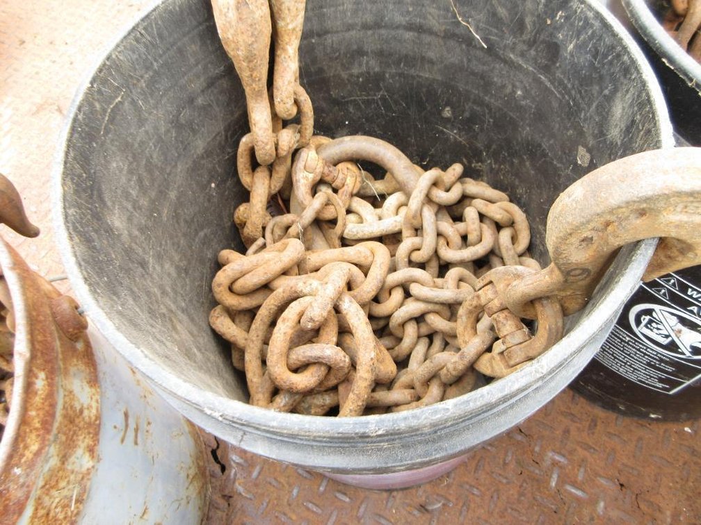 Bucket of (3) Chains and Pins