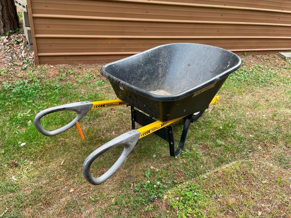 True Temper Wheel Barrow