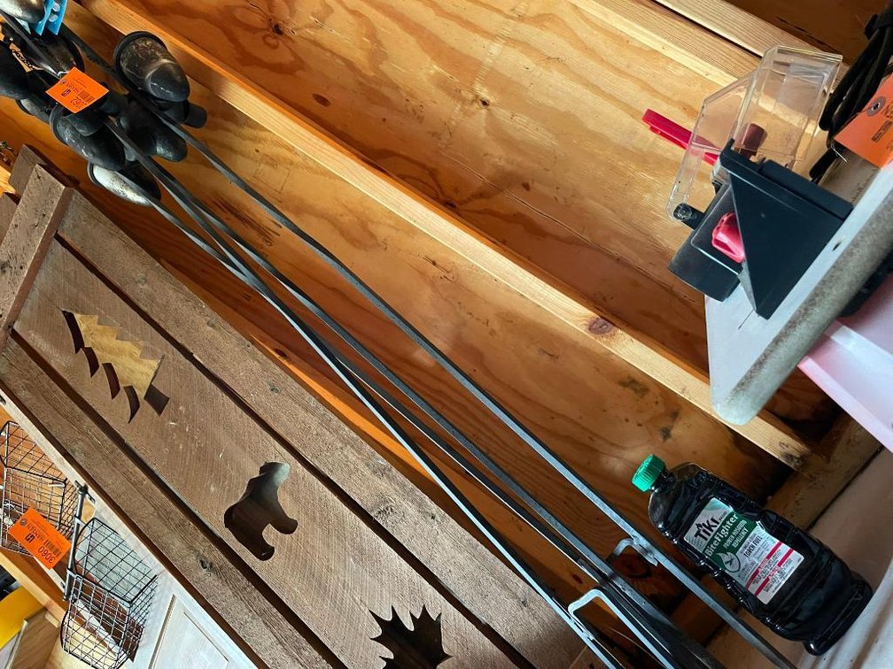 (4) Tiki Torches
