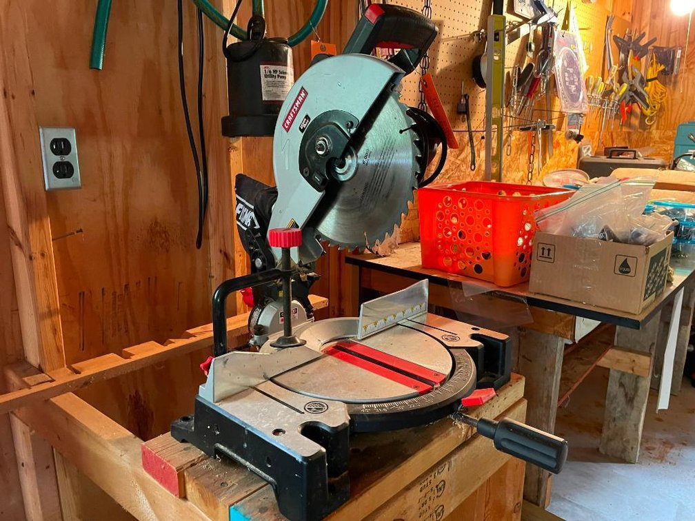 Craftsmen Laser Track Miter Saw