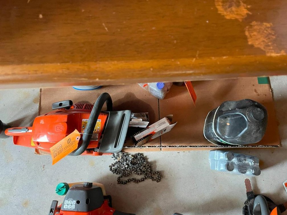 Husqvarna Chain Saw