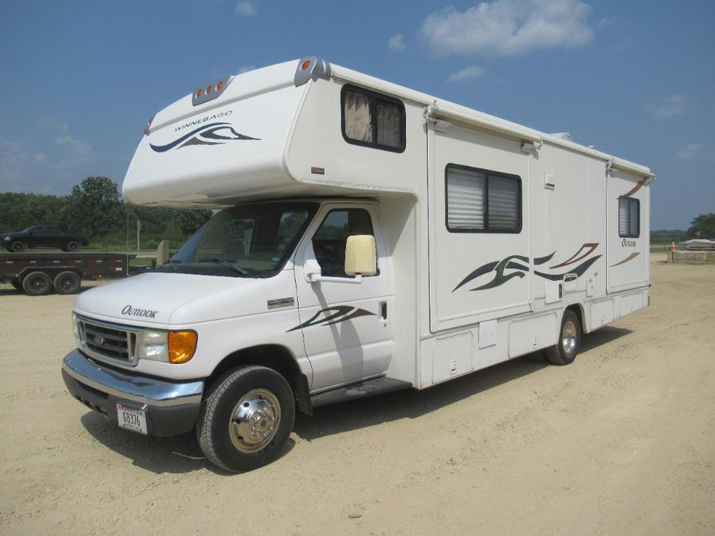 2007 Winnebago Outlook RV (Sells with WI Title) 