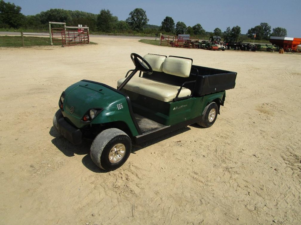 2007 Yamaha Utility Golf Cart (Sells with Bill of Sale Only)
