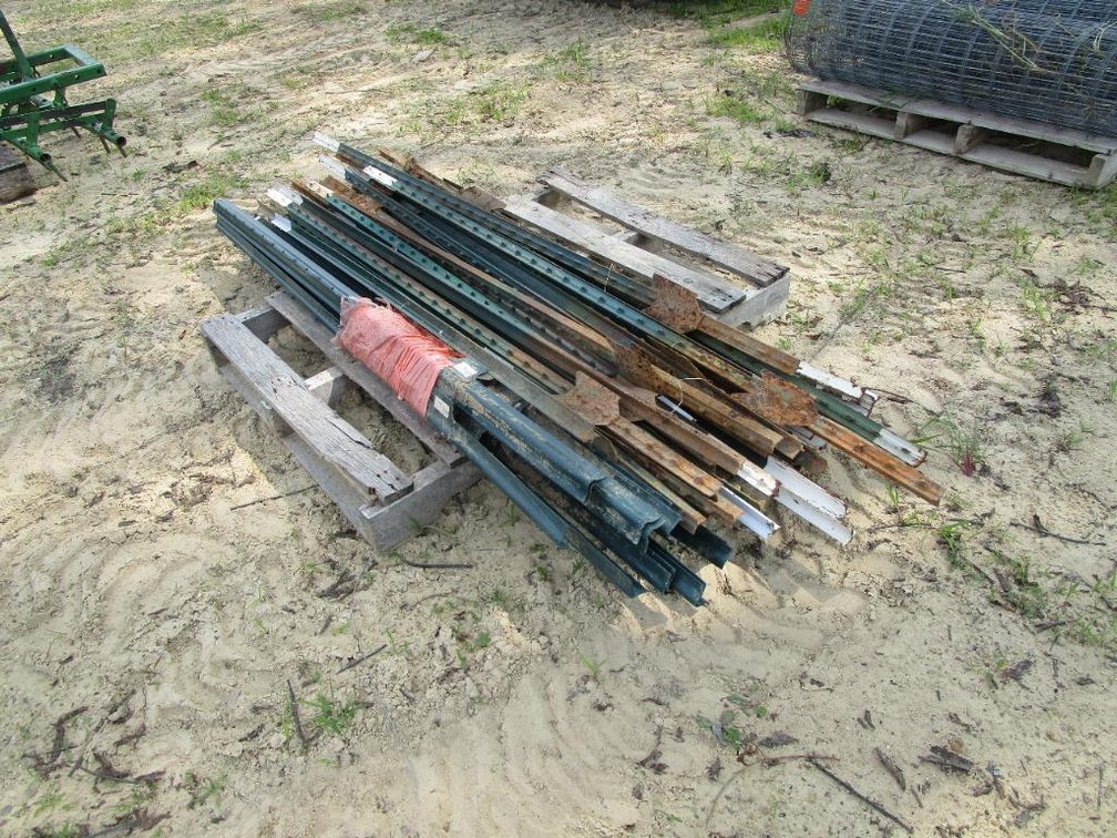 Pallet of Metal Fence Post