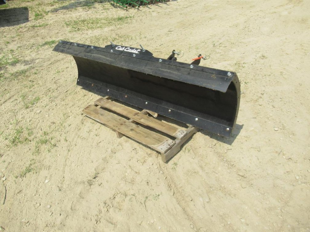 Cub Cadat Denali Plow