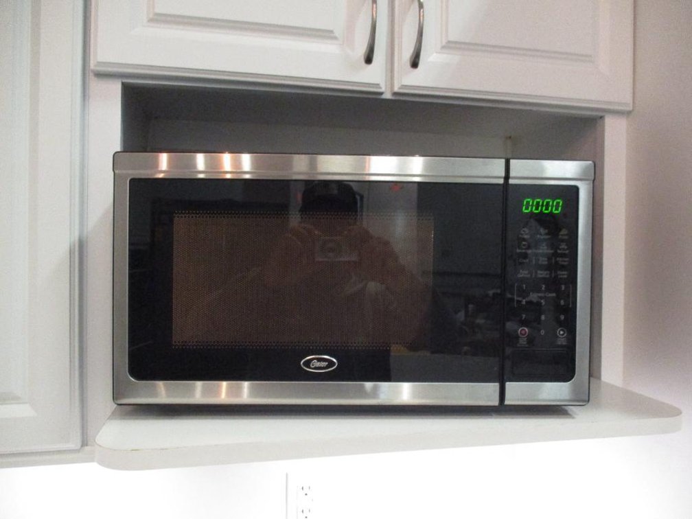 Oster Microwave