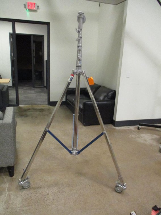 American Rolling Light Stand