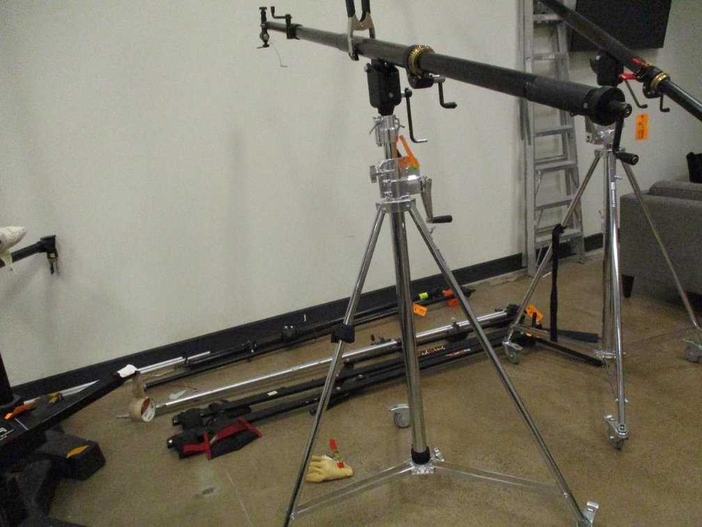 Manfrotto Rolling Light Stand